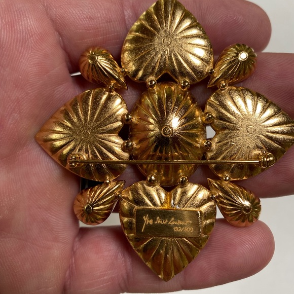 Yves Saint Laurent Limited Edition Pin - Picture 4 of 5